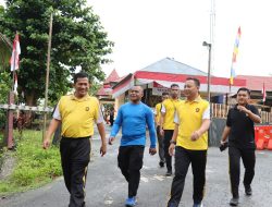 Cahaya Pagi Menyinari Langkah Bersama Kapolres Sarmi dan Personel Jaga Kebugaran